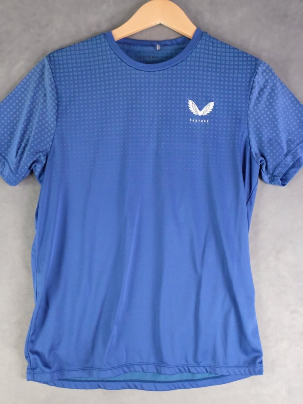 Castore Shirt Mens Small Blue Check Logo Athletic Short Sleeve Aertek Gym